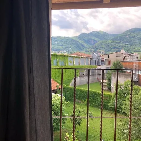 Apartment Casa Di Aristide Erba